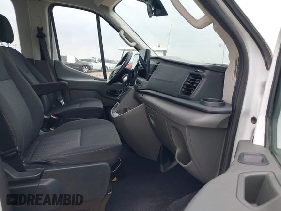 2022 Ford Transit Passenger XL с VIN 1FBAX2X81NKA29272, выставлен на аукционе IAAI как лот 41921508 с пробегом 49 826 миль миль и . История ставок и продаж доступна на DreamBid. Изображение 5.