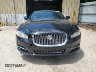 2015 Jaguar XJ с VIN SAJWJ1CD9F8V83885, выставлен на аукционе Copart как лот 58016335 с пробегом 81 794 миль миль и Чистый • Clean title. История ставок и продаж доступна на DreamBid. Изображение 5.