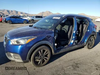 2019 Nissan Kicks S with VIN 3N1CP5CU7KL533458, listed as a Copart auction lot 42202135 with 126,323 mi miles and Salvage Title. Bid and sale history available at carsss.com. Image 1.