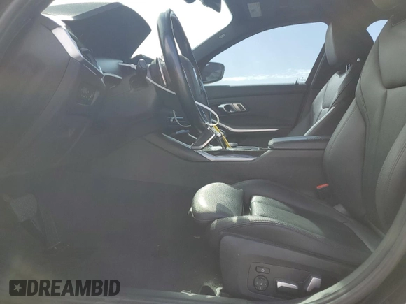 2020 BMW 3 Series 330i with VIN WBA5R1C02LFH42057, listed as a Copart auction lot 47142865 with 200,121 mi miles and Clean Title. Bid and sale history available at DreamBid. Image 7.