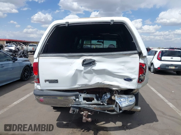 2000 Ford F-250 XL with VIN 1FTNW21F1YEB77397, listed as a IAAI auction lot 41934134 with 344,782 mi miles and . Bid and sale history available at DreamBid. Image 16.