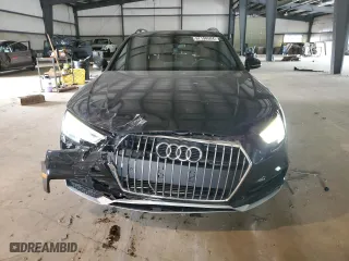 2018 Audi A4 allroad Premium Plus with VIN WA18NAF40JA039729, listed as a Copart auction lot 67198504 with 113,629 mi miles and Salvage Title. Bid and sale history available at carsss.com. Image 5.
