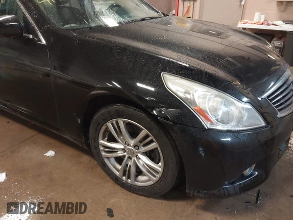 2011 Infiniti G25 Sedan x with VIN JN1DV6AR8BM450139, listed as a IAAI auction lot 41960216 with 215,255 mi miles. Bid and sale history available at carsss.com. Image 6.