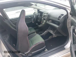 2004 Honda Civic Si with VIN SHHEP33514U503519, listed as a IAAI auction lot 42047728 with 211,682 mi miles and . Bid and sale history available at DreamBid. Image 5.