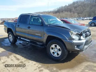2015 Toyota Tacoma with VIN 3TMLU4EN9FM175981, listed as a IAAI auction lot 41756951 with 140,028 mi miles. Bid and sale history available at carsss.com. Image 1.
