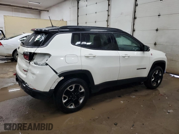 2018 Jeep Compass Trailhawk with VIN 3C4NJDDBXJT255622, listed as a Copart auction lot 85917244 with 73,388 mi miles and Clean Title. Bid and sale history available at carsss.com. Image 3.