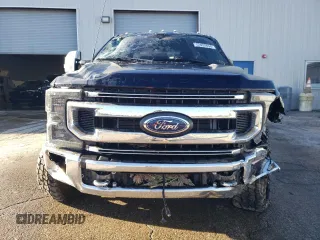 2022 Ford F-350 with VIN 1FT7W3BN2NED53597, listed as a Copart auction lot 72432694 with 32,087 mi miles and Salvage title. Bid and sale history available at DreamBid. Image 5.