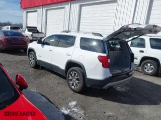 2021 GMC Acadia SLT with VIN 1GKKNML41MZ220673, listed as a IAAI auction lot 41591056 with 88,533 mi miles. Bid and sale history available at carsss.com. Image 3.