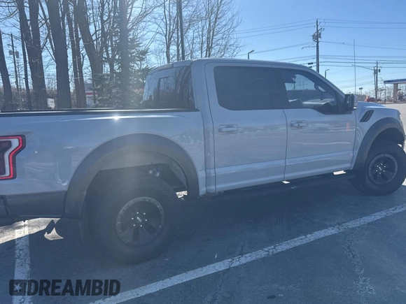 2017 Ford F-150 Raptor with VIN 1FTFW1RG2HFC90216, listed as a Copart auction lot 51147515 with 84,988 mi miles and Clean Title. Bid and sale history available at carsss.com. Image 4.