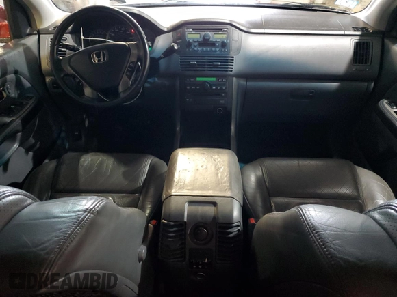 2003 Honda Pilot EX z VIN 2HKYF18693H614665, wystawiony jako Copart lot #57053175 z przebiegiem 291 627 mil mil oraz Czysty tytuł • Clean title. Historia ofert i sprzedaży dostępna na DreamBid. Obrazek 8.