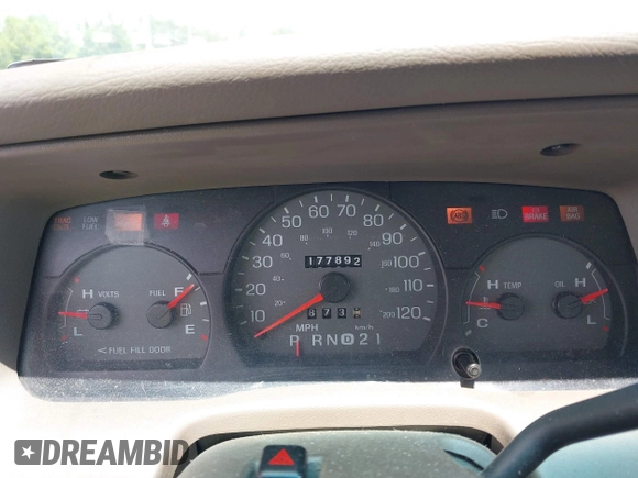 2001 Mercury Grand Marquis LS z VIN 2MEFM75W31X704182, wystawiony jako IAAI lot #42086175 z przebiegiem 177 892 mil mil oraz . Historia ofert i sprzedaży dostępna na DreamBid. Obrazek 7.