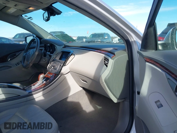 2013 Buick LaCrosse Leather with VIN 1G4GC5E35DF201994, listed as a IAAI auction lot 41585561 with 144,414 mi miles. Bid and sale history available at carsss.com. Image 5.