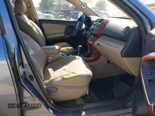 2006 Toyota RAV4 Ltd with VIN JTMZK31V366001887, listed as a IAAI auction lot 41481243 with 276,664 mi miles. Bid and sale history available at carsss.com. Image 5.