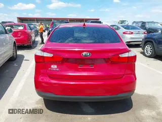 2016 Kia Forte LX z VIN KNAFK4A61G5612426, wystawiony jako IAAI lot #42269883 z przebiegiem 75 392 mil mil oraz . Historia ofert i sprzedaży dostępna na DreamBid. Obrazek 16.