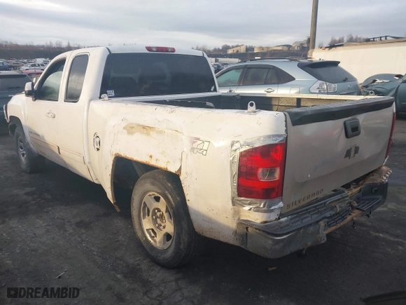 2009 Chevrolet Silverado 1500 LTZ with VIN 1GCEK39J79Z160110, listed as a IAAI auction lot 41046949 with 1 mi miles. Bid and sale history available at carsss.com. Image 3.