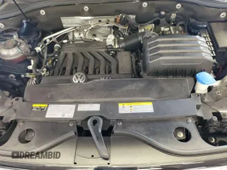 2023 Volkswagen Atlas SE z VIN 1V2HR2CA5PC527628, wystawiony jako IAAI lot #42569146 z przebiegiem 27 424 mil mil oraz . Historia ofert i sprzedaży dostępna na DreamBid. Obrazek 18.