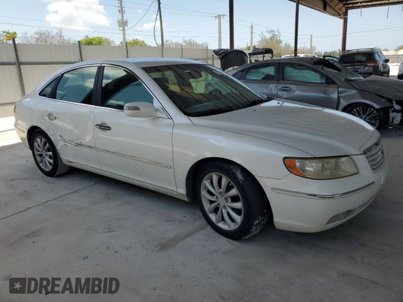 2008 Hyundai Azera Limited with VIN KMHFC46F18A275639, listed as a Copart auction lot 57425425 with 131,118 mi miles and Salvage title. Bid and sale history available at DreamBid. Image 4.