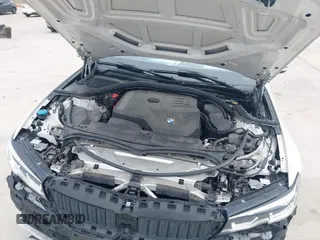 2021 BMW 3 Series 330i z VIN 3MW5R1J08M8B58921, wystawiony jako IAAI lot #41495865 z przebiegiem 82 971 mil mil oraz . Historia ofert i sprzedaży dostępna na DreamBid. Obrazek 10.