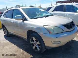 2004 Lexus RX 330 with VIN JTJGA31U240028531, listed as a IAAI auction lot 41887288 with 228,325 mi miles. Bid and sale history available at carsss.com. Image 1.