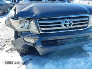 2007 Toyota Land Cruiser with VIN JTEHT05J372107212, listed as a IAAI auction lot 41281746 with 136,460 mi miles. Bid and sale history available at carsss.com. Image 18.