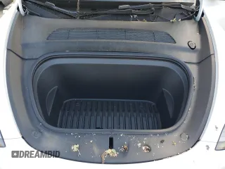 2022 Tesla Model Y Performance with VIN 7SAYGDEF1NF342071, listed as a Copart auction lot 43084905 with 30,534 mi miles and Salvage Title. Bid and sale history available at DreamBid. Image 13.