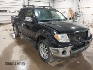 2010 Nissan Frontier Pro-4X z VIN 1N6AD0EV6AC443991, wystawiony jako IAAI lot #41849114 z przebiegiem 235 361 mil mil oraz . Historia ofert i sprzedaży dostępna na DreamBid. Obrazek 1.