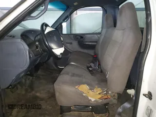 2000 Ford F-150 XL с VIN 1FTPF17L1YKA92061, выставлен на аукционе Copart как лот 66962304 с пробегом Не указан миль и Списание • Salvage title. История ставок и продаж доступна на DreamBid. Изображение 7.