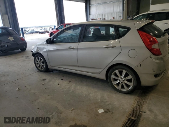 2012 Hyundai Accent SE z VIN KMHCU5AE7CU004256, wystawiony jako Copart lot #54447155 z przebiegiem 179 954 mil mil oraz Czysty tytuł • Clean title. Historia ofert i sprzedaży dostępna na DreamBid. Obrazek 2.