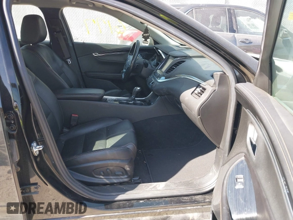 2018 Chevrolet Impala LT z VIN 2G1105S38J9106687, wystawiony jako IAAI lot #42236177 z przebiegiem 104 509 mil mil oraz . Historia ofert i sprzedaży dostępna na DreamBid. Obrazek 5.