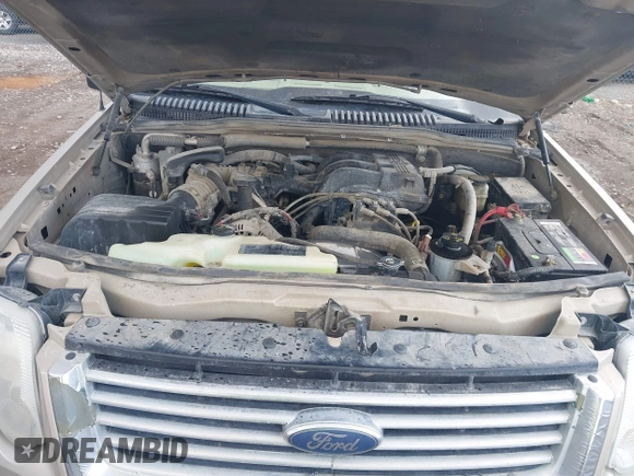 2007 Ford Explorer XLT with VIN 1FMEU73EX7UB55289, listed as a IAAI auction lot 41933815 with 192,559 mi miles. Bid and sale history available at carsss.com. Image 10.