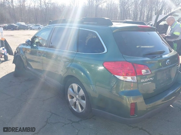 2011 Subaru Outback 2.5i Prem AWP with VIN 4S4BRBCC2B3360223, listed as a IAAI auction lot 41895829 with 153,273 mi miles. Bid and sale history available at carsss.com. Image 3.