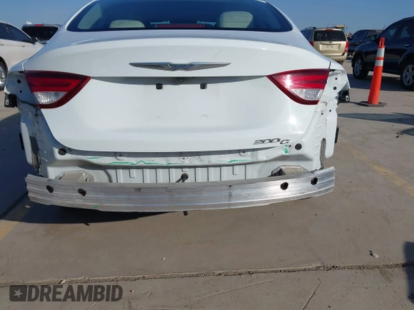 2015 Chrysler 200 C with VIN 1C3CCCCB0FN525031, listed as a IAAI auction lot 41998163 with 85,197 mi miles and . Bid and sale history available at DreamBid. Image 6.