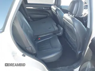 2011 Kia Sorento EX with VIN 5XYKUDA20BG088789, listed as a IAAI auction lot 41885949 with 207,354 mi miles. Bid and sale history available at carsss.com. Image 8.