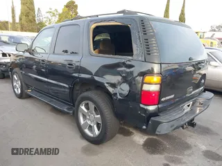 2006 Chevrolet Tahoe LS with VIN 1GNEC13V46R105064, listed as a IAAI auction lot 41398267 with 205,168 mi miles. Bid and sale history available at carsss.com. Image 3.