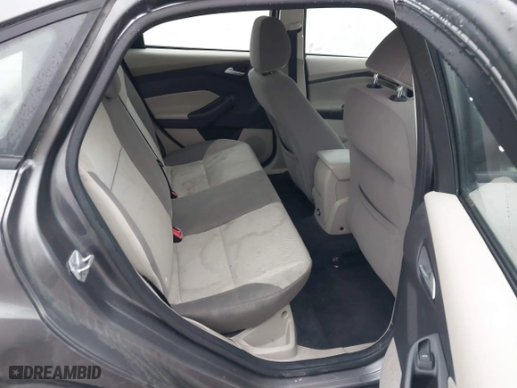 2014 Ford Focus SE with VIN 1FADP3F22EL110079, listed as a IAAI auction lot 41461344 with 201,230 mi miles. Bid and sale history available at carsss.com. Image 8.