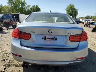 2013 BMW 3 Series 328i xDrive with VIN WBA3B3C55DF530996, listed as a Copart auction lot 54433365 with 130,986 mi miles and Clean Title. Bid and sale history available at DreamBid. Image 6.
