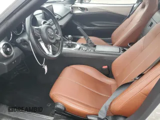 2022 Mazda MX-5 Miata Grand Touring z VIN JM1NDAM78N0504942, wystawiony jako Copart lot #83746334 z przebiegiem 17 610 mil mil oraz Szkoda całkowita • Salvage title. Historia ofert i sprzedaży dostępna na DreamBid. Obrazek 7.