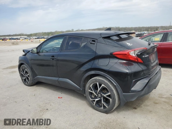 2018 Toyota C-HR XLE z VIN NMTKHMBX2JR036806, wystawiony jako Copart lot #53466255 z przebiegiem 66 915 mil mil oraz Szkoda całkowita • Salvage title. Historia ofert i sprzedaży dostępna na DreamBid. Obrazek 2.