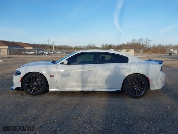 2020 Dodge Charger Scat Pack with VIN 2C3CDXGJ9LH164778, listed as a IAAI auction lot 41780153 with 32,100 mi miles. Bid and sale history available at carsss.com. Image 14.