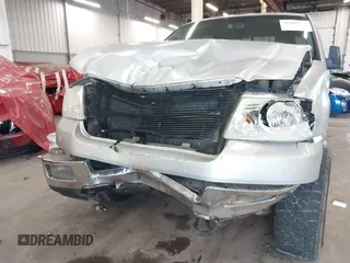 2005 Ford F-150 XLT with VIN 1FTPW14535FB22767, listed as a IAAI auction lot 41880025 with 1 mi miles. Bid and sale history available at carsss.com. Image 6.