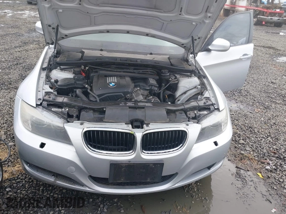2011 BMW 3 Series 328i xDrive with VIN WBAPK5C5XBF127087, listed as a IAAI auction lot 40738105 with 141,222 mi miles and . Bid and sale history available at DreamBid. Image 6.