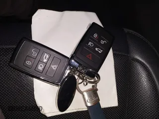 2020 Land Rover Range Rover Evoque SE z VIN SALZP2FX6LH049060, wystawiony jako IAAI lot #42270969 z przebiegiem 39 696 mil mil oraz . Historia ofert i sprzedaży dostępna na DreamBid. Obrazek 11.