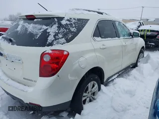 2015 Chevrolet Equinox LT with VIN 1GNALBEK8FZ134395, listed as a IAAI auction lot 41566729 with 135,191 mi miles. Bid and sale history available at carsss.com. Image 4.