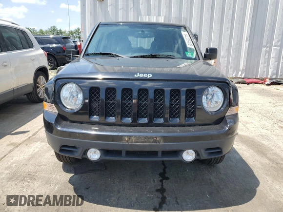 2016 Jeep Patriot Latitude with VIN 1C4NJRFB2GD668434, listed as a Copart auction lot 64205405 with 100,004 mi miles and Clean title. Bid and sale history available at DreamBid. Image 5.