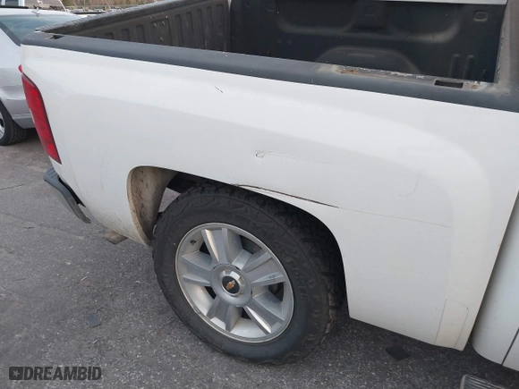 2012 Chevrolet Silverado 1500 LT with VIN 3GCPCSE07CG115883, listed as a IAAI auction lot 41722178 with 217,797 mi miles. Bid and sale history available at carsss.com. Image 18.