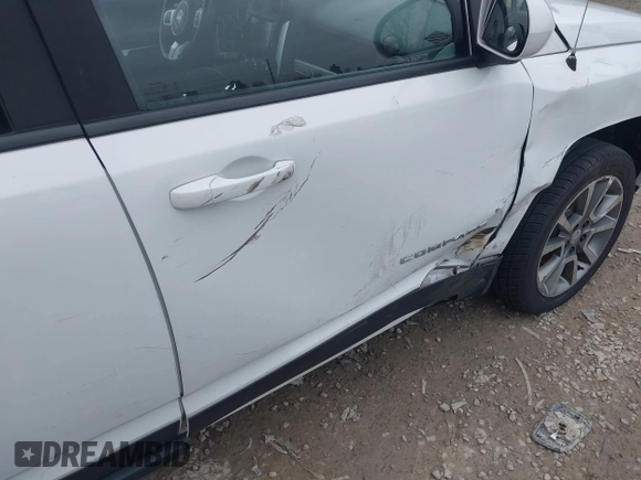 2016 Jeep Compass Latitude with VIN 1C4NJDEB6GD534157, listed as a IAAI auction lot 42022813 with 147,000 mi miles and . Bid and sale history available at DreamBid. Image 15.