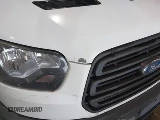 2017 Ford Transit z VIN 1FTYR2XM2HKA66479, wystawiony jako IAAI lot #41371992 z przebiegiem 122 534 mil mil oraz . Historia ofert i sprzedaży dostępna na DreamBid. Obrazek 6.