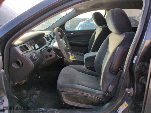 2013 Chevrolet Impala Police with VIN 2G1WD5E32D1258831, listed as a Copart auction lot 81793404 with 170,229 mi miles and Salvage Title. Bid and sale history available at carsss.com. Image 7.