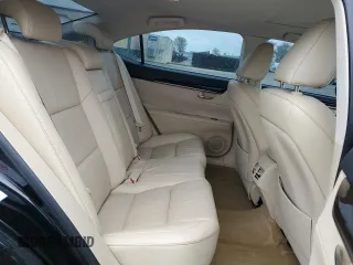 2014 Lexus ES 330 z VIN JTHBK1GG3E2096275, wystawiony jako Copart lot #55400085 z przebiegiem 85 288 mil mil oraz Szkoda całkowita • Salvage title. Historia ofert i sprzedaży dostępna na DreamBid. Obrazek 10.
