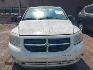 2008 Dodge Caliber SXT z VIN 1B3HB48B58D583486, wystawiony jako IAAI lot #42422405 z przebiegiem 196 700 mil mil oraz . Historia ofert i sprzedaży dostępna na DreamBid. Obrazek 6.